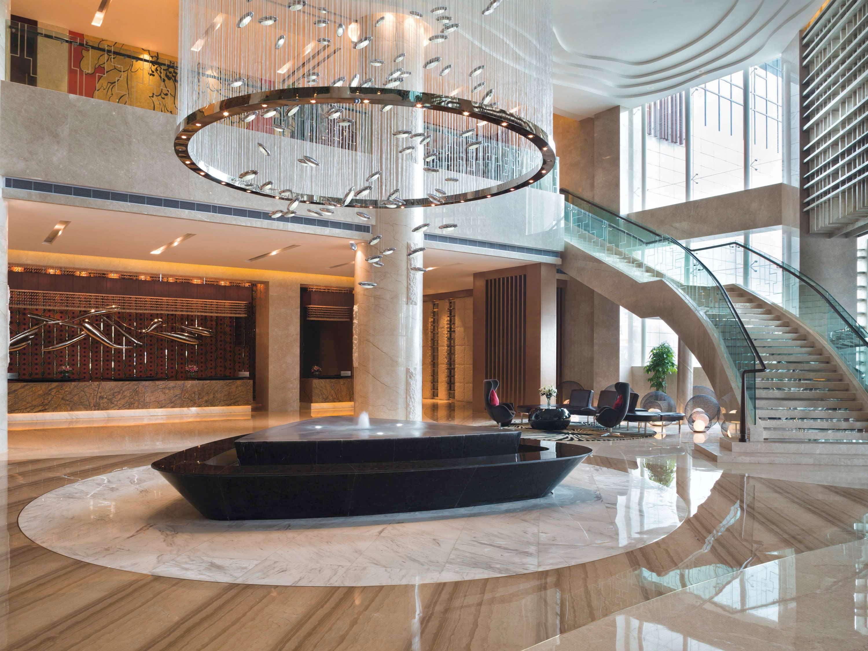 Movenpick Hotel Enshi Exteriör bild